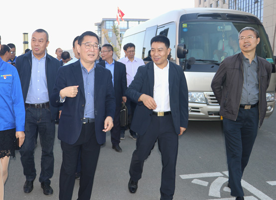 蘭州市委常委、市委秘書長，蘭州高新區(qū)黨工委書記(兼)王方太一行蒞臨隴神戎發(fā)參觀調(diào)研