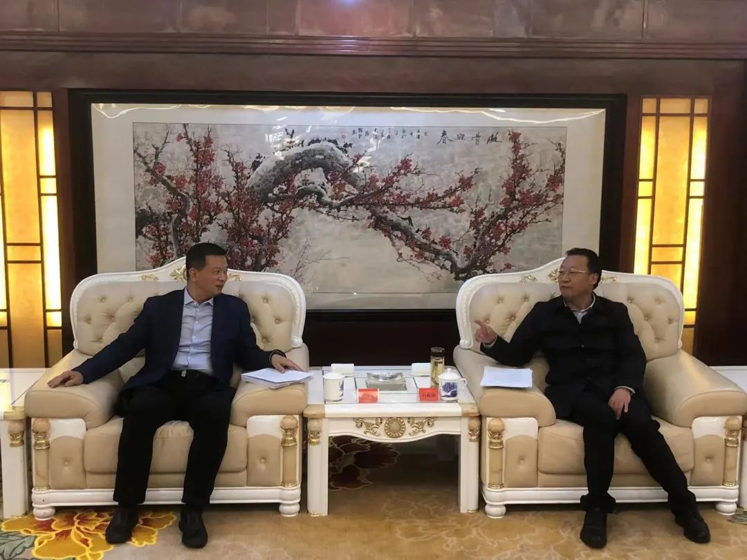 竇生銘一行赴平涼市商洽對接合作事宜