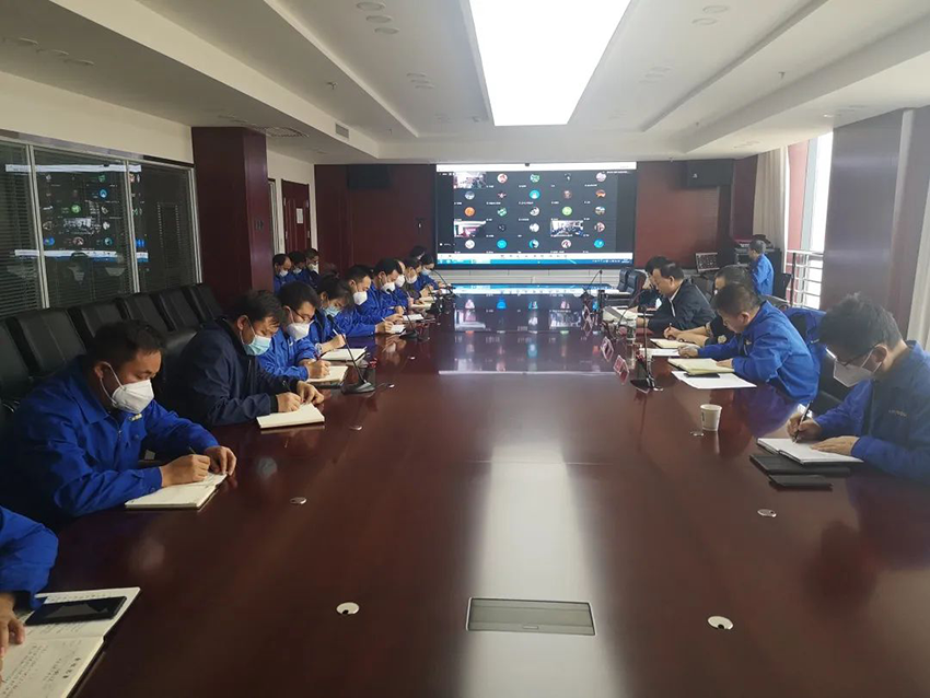 扛牢責任 錨定目標 全力以赴抓落實——隴神戎發(fā)、普安制藥、神康公司聯(lián)合召開年終業(yè)績沖刺動員會