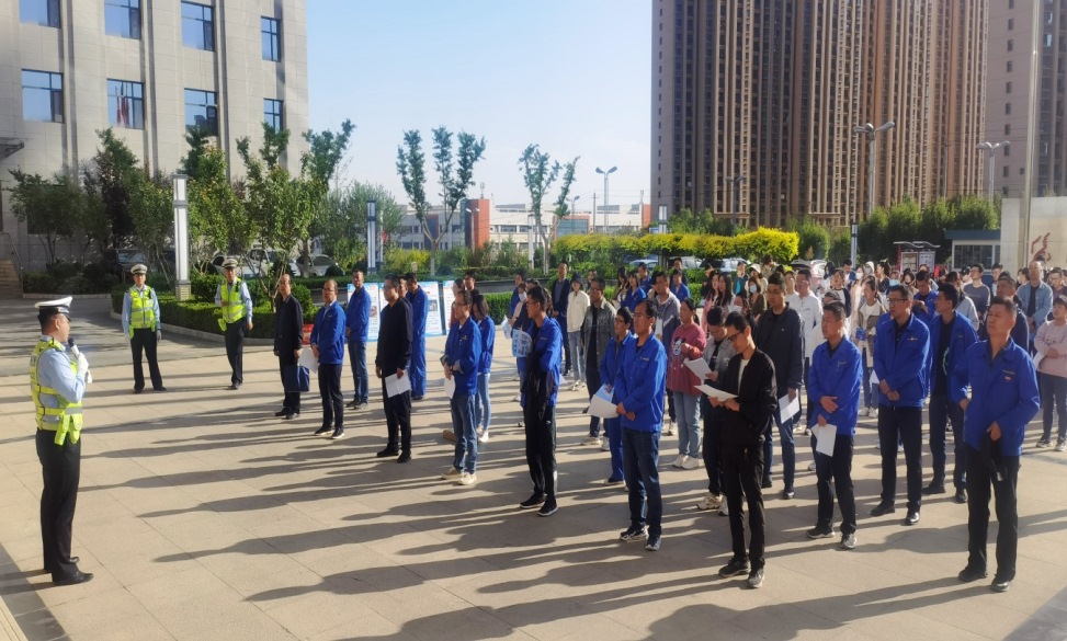 【“三抓三促”進行時】道路交通安全宣傳走進公司，文明出行環境你我共筑