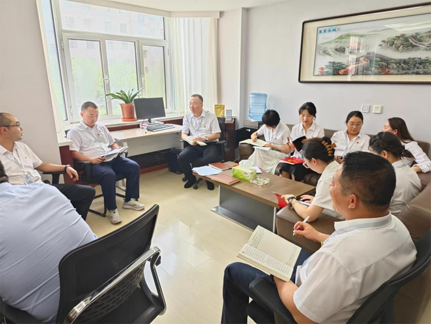 【神康新聞】甘肅神康醫藥科技有限公司支部開展主題教育圍讀會