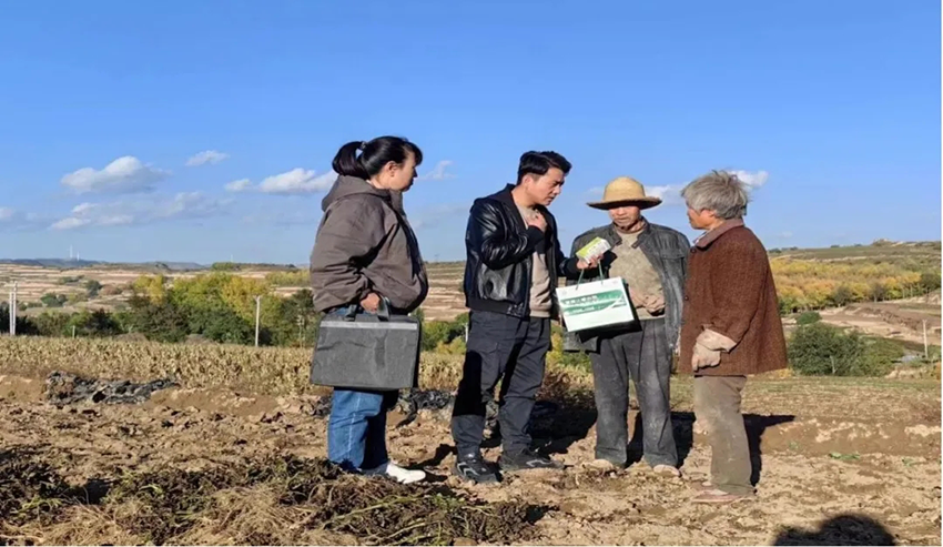 安下心、俯下身、邁開(kāi)腿 滿懷熱情投身到鄉(xiāng)村振興工作中去