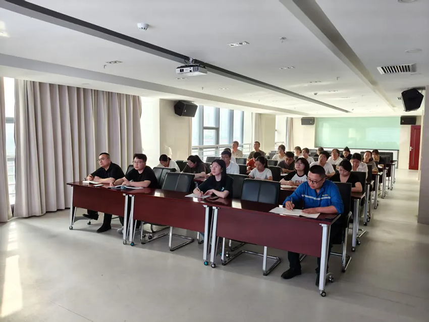 【研究院新聞】國方檢測公司開展理化檢測技術專項培訓強化脂肪與膳食纖維檢測能力